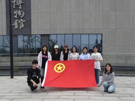 365英国上市网站官网举办“法学传承端午韵，团日共筑法治魂”主题团日活动 (6)